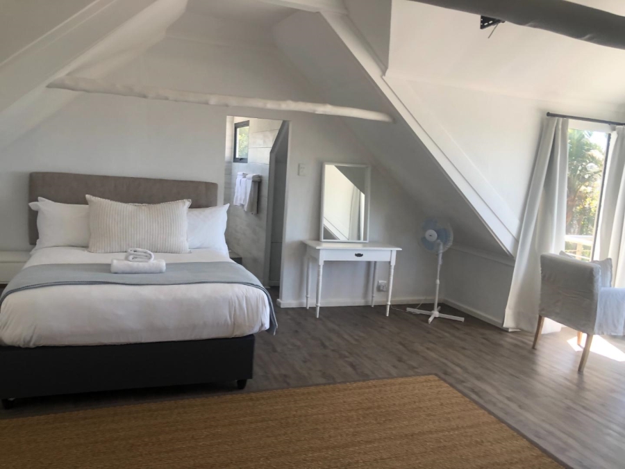 6 Bedroom Property for Sale in Westcliff Western Cape